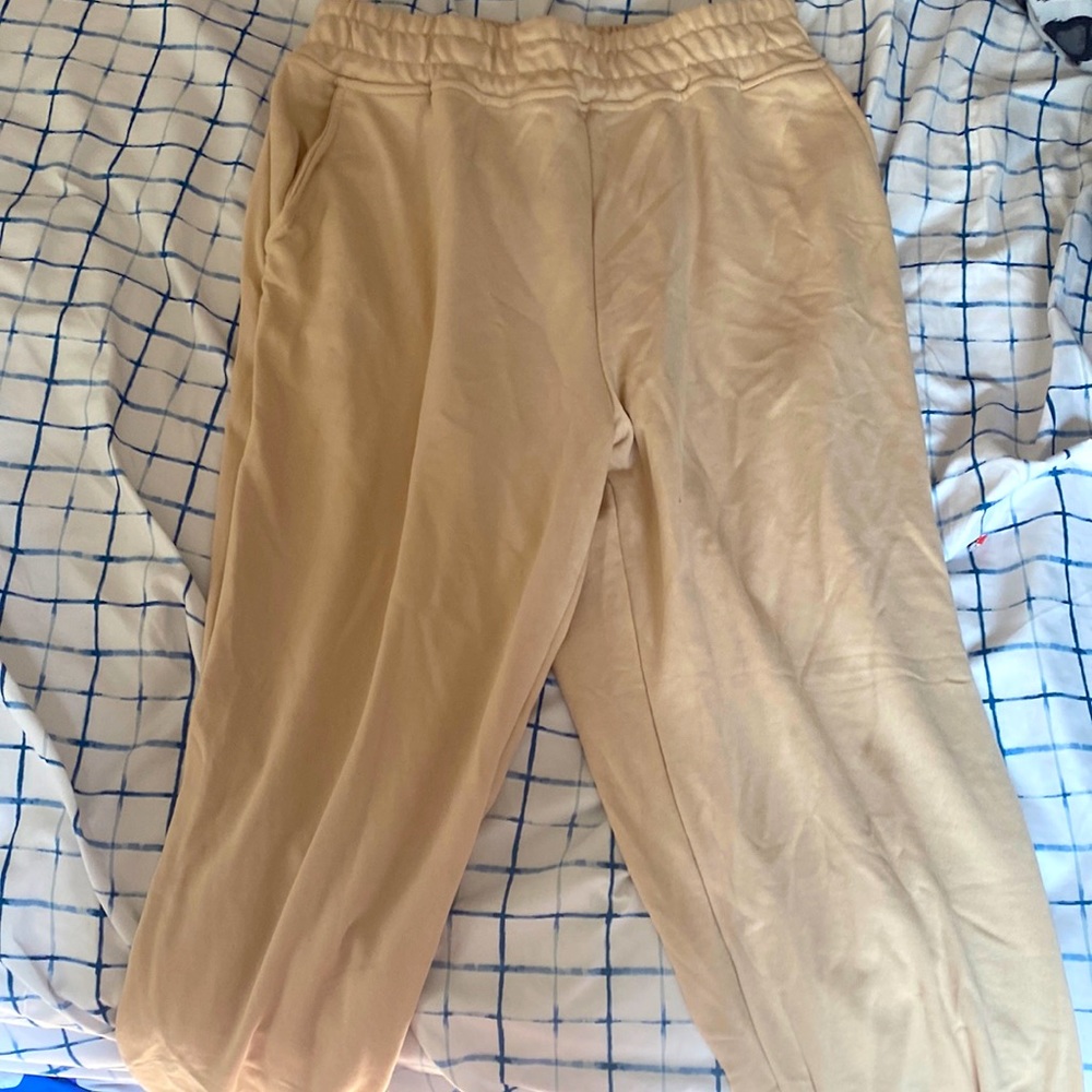 Long Tan sweatpants Size: L Barley warn No stains or rips